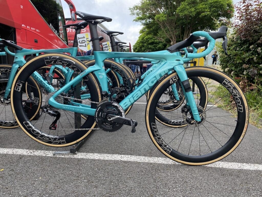 Le matériel et les vélos des pros sur le Critérium du Dauphiné 2025