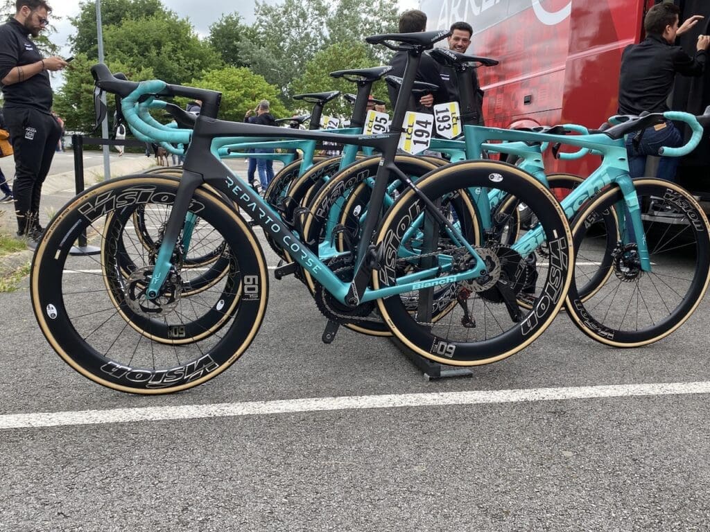 Le matériel et les vélos des pros sur le Critérium du Dauphiné 2025