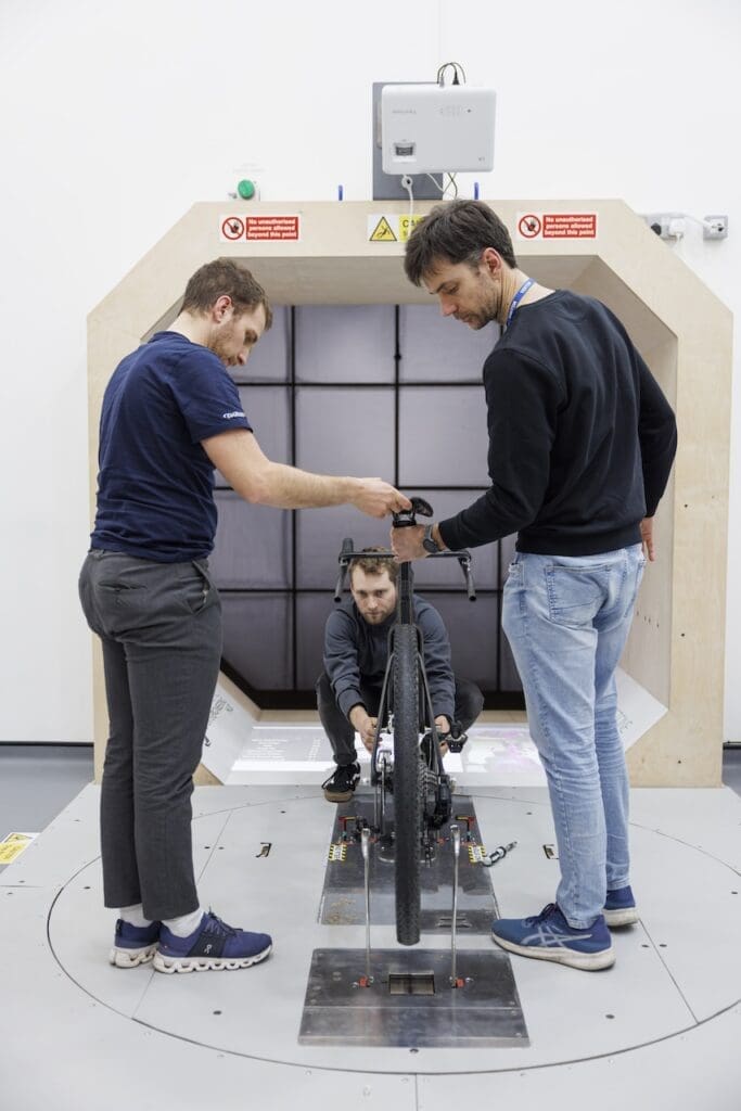 Nouveau vélo de compétition Gravelchez Wilier : le Rave SLR ID2 !