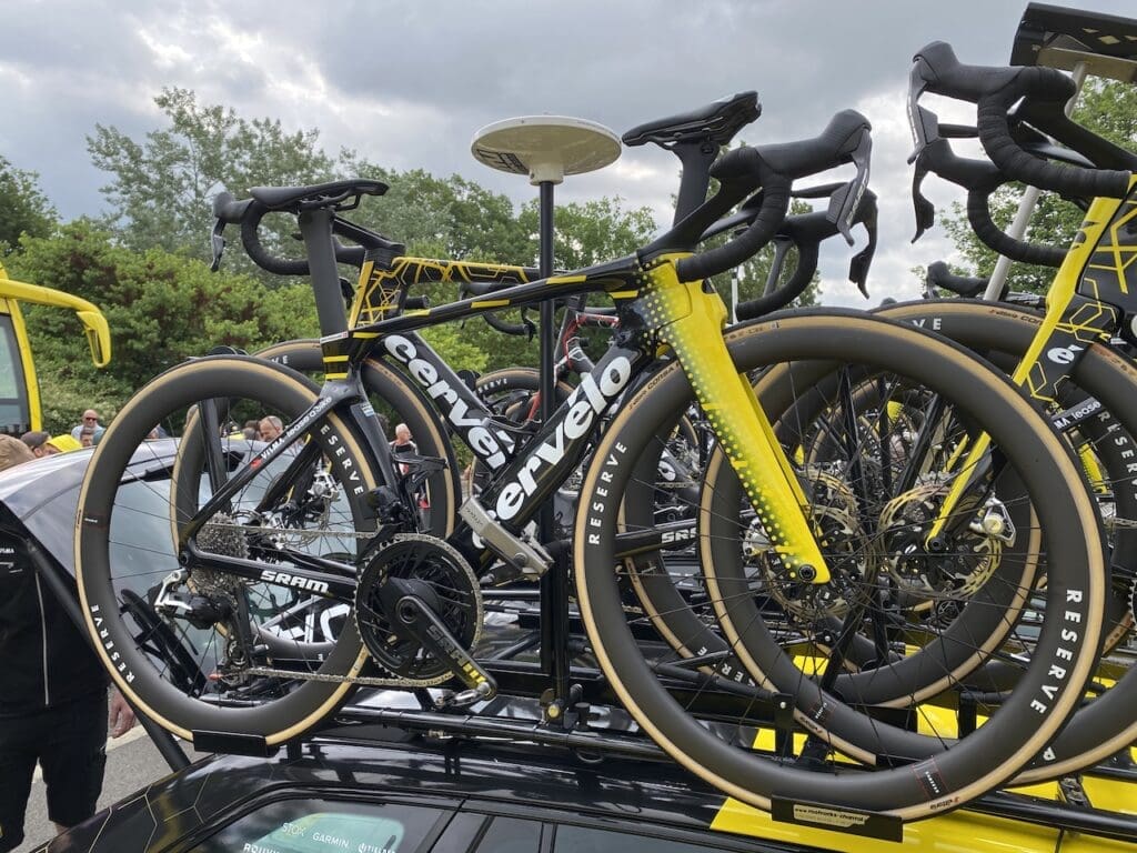 Cervélo dévoile un nouveau S5 sur le Critérium du Dauphine 2025