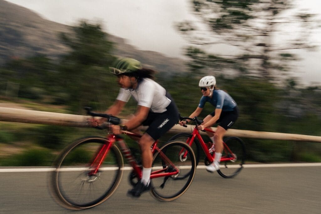 X-Bionic Core Fusion et Xceed les collections printemps/été de la marque de vêtements suisse