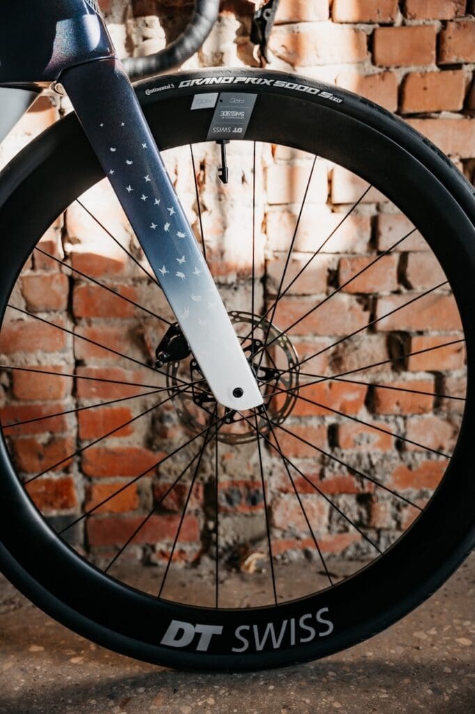 Des vélos de route Tomorrowland X Ridley sur la base des Noah Fast 3.0 et Noah 3.0