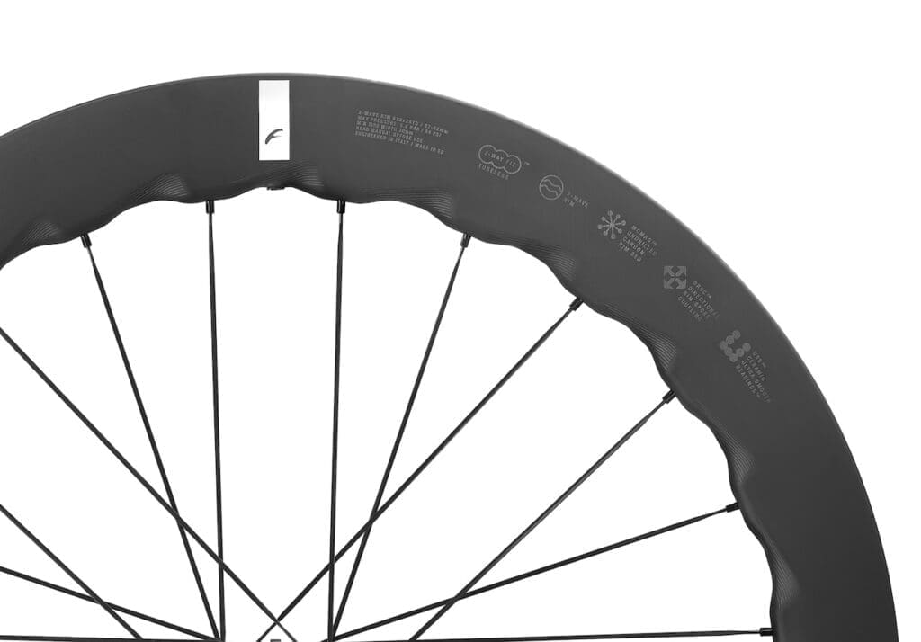 Nouvelles roues Fulcrum Sharq 57