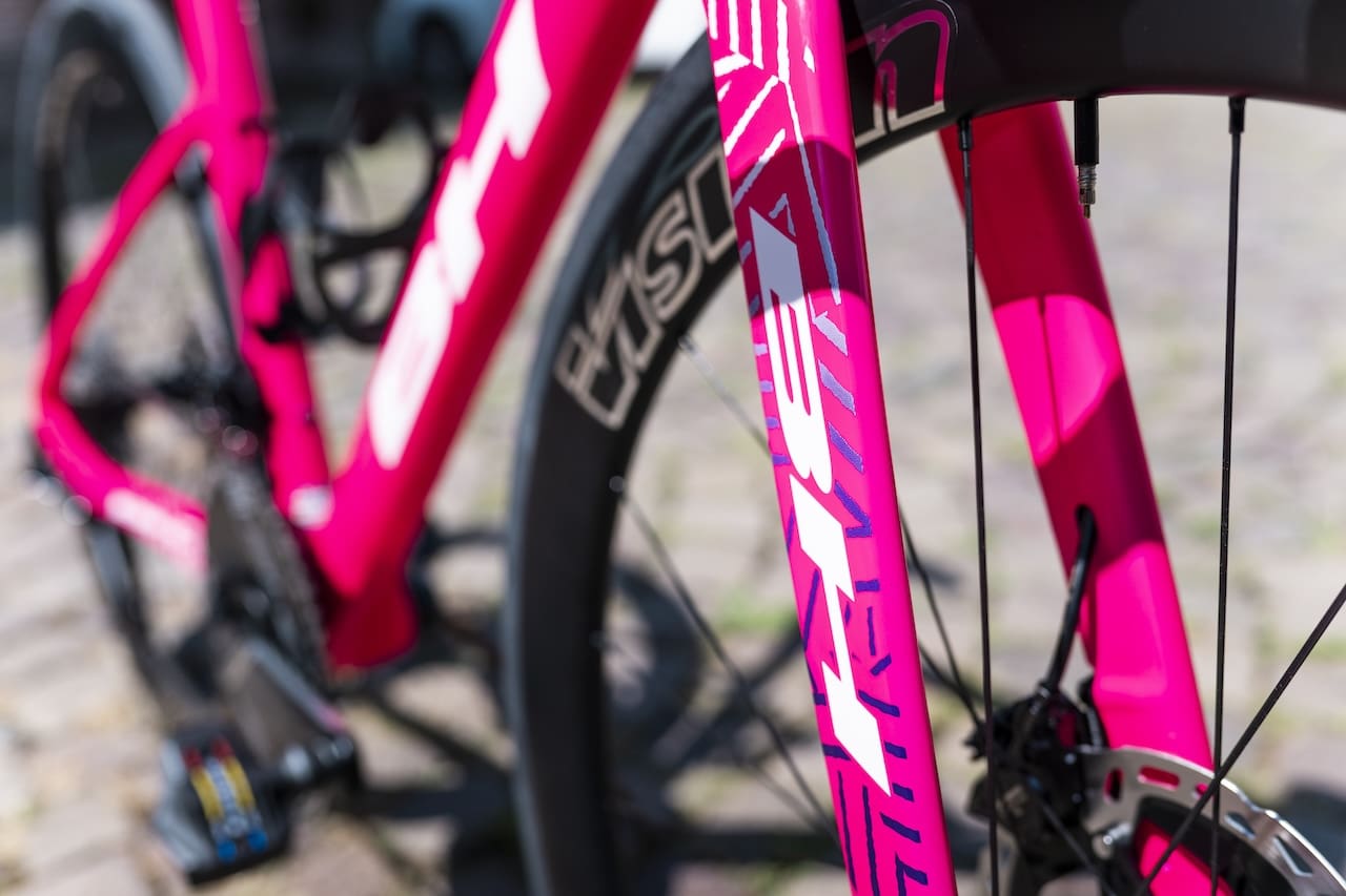 Vélo BH Ultralight de l'équipe Burgos-Burpellet-BH pour la Vuelta 2025