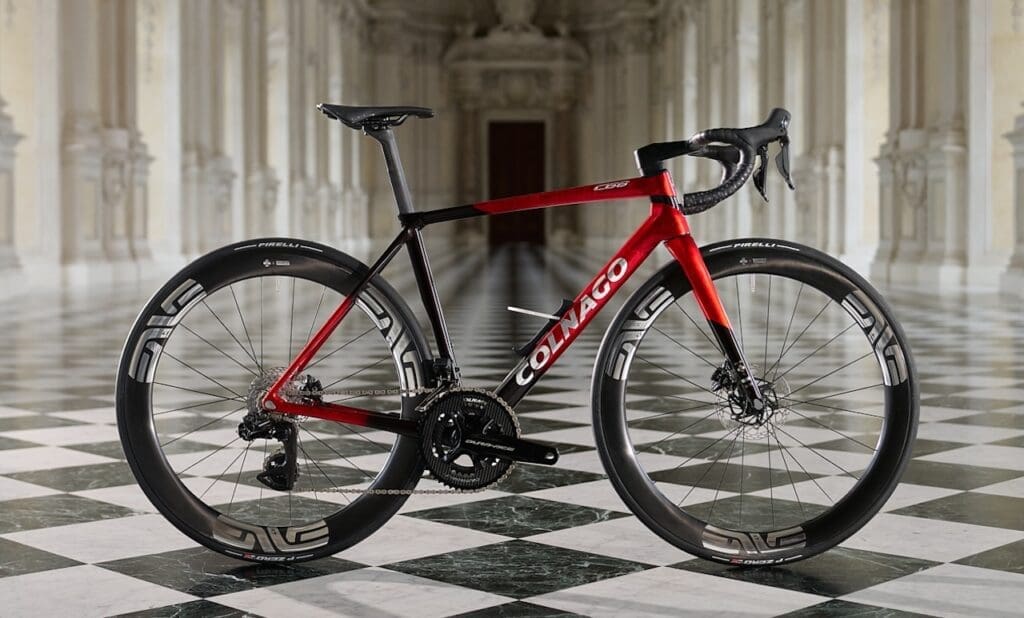 Vélo Colnago C68 Rossa en hommage à la Vuelta 2025
