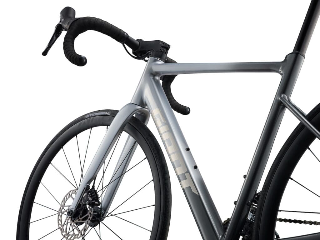 Vélo Giant Contend SL