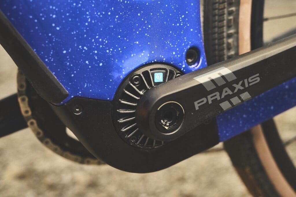 VAE Gravel Trek Checkpoint+ SL