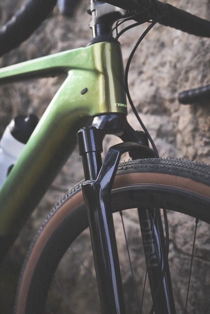 VAE Gravel Trek Checkpoint+ SL