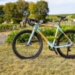 V&eacute;lo gravel en bambou Hyboo