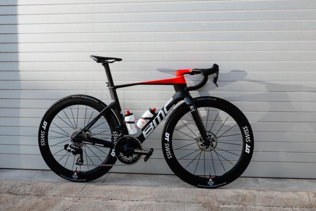 Vélo BMC de l'équipe Tudor Pro Cycling 2026