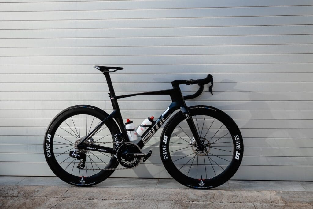 Vélo BMC de l'équipe Tudor Pro Cycling 2026