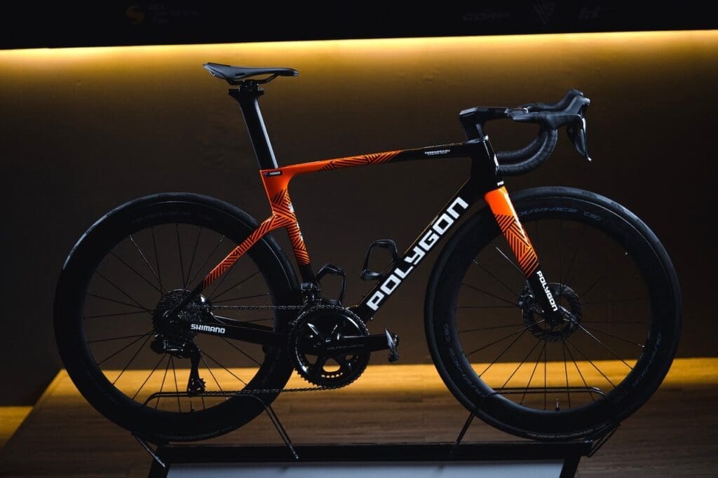 Vélo Polygon Helios-A du Terengganu Cycling Team 2026