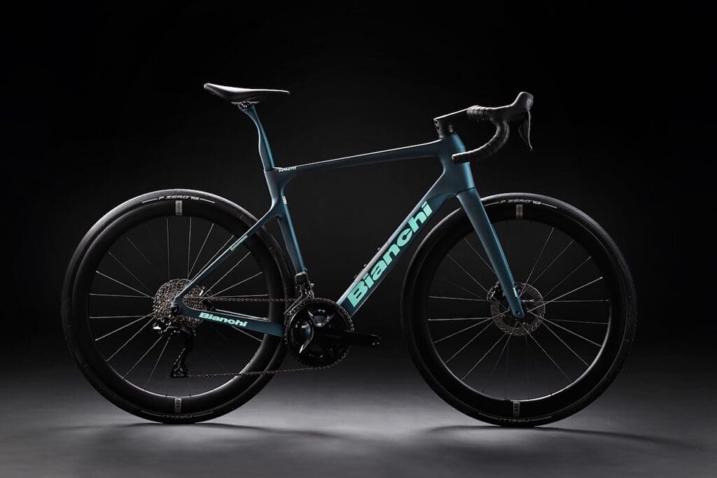 Nouveau vélo cyclosportif Bianchi Infinito