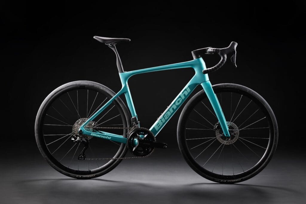 Nouveau vélo cyclosportif Bianchi Infinito
