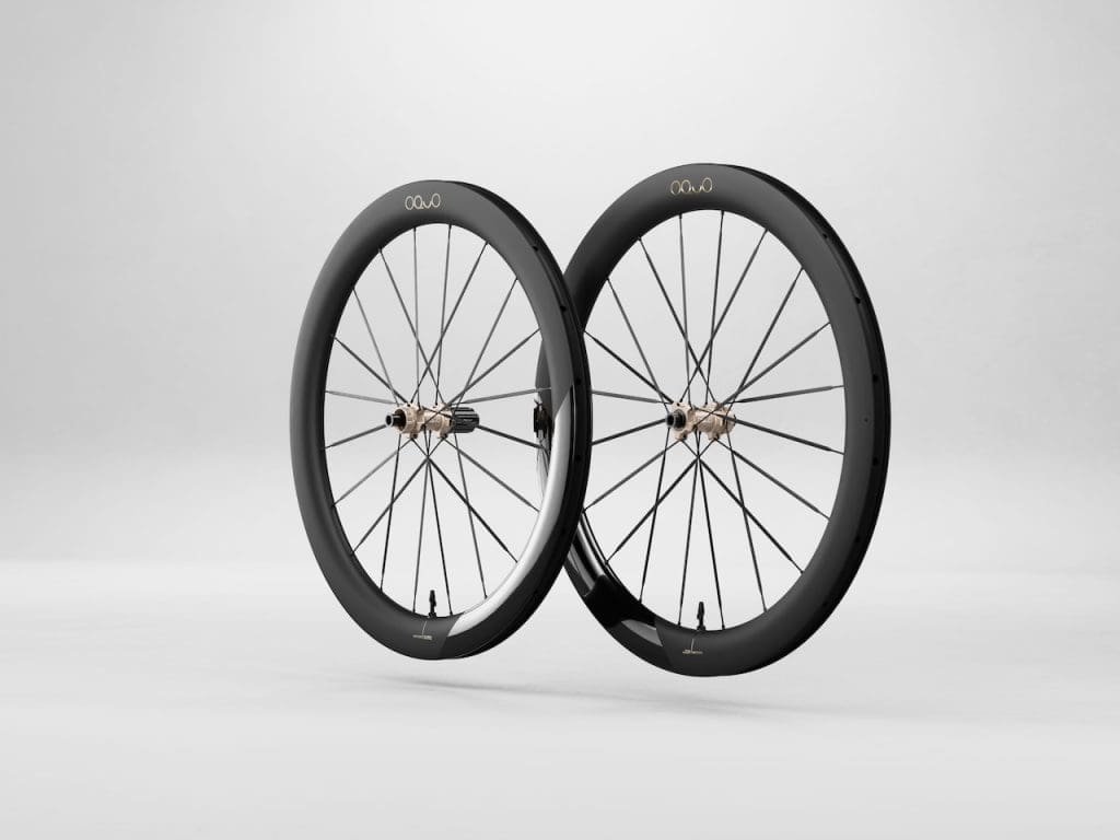 Roues Oquo LTD CS avec rayons Vonoa Aero Carbon