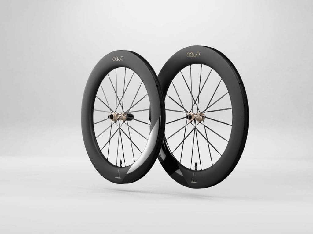 Roues Oquo LTD CS avec rayons Vonoa Aero Carbon