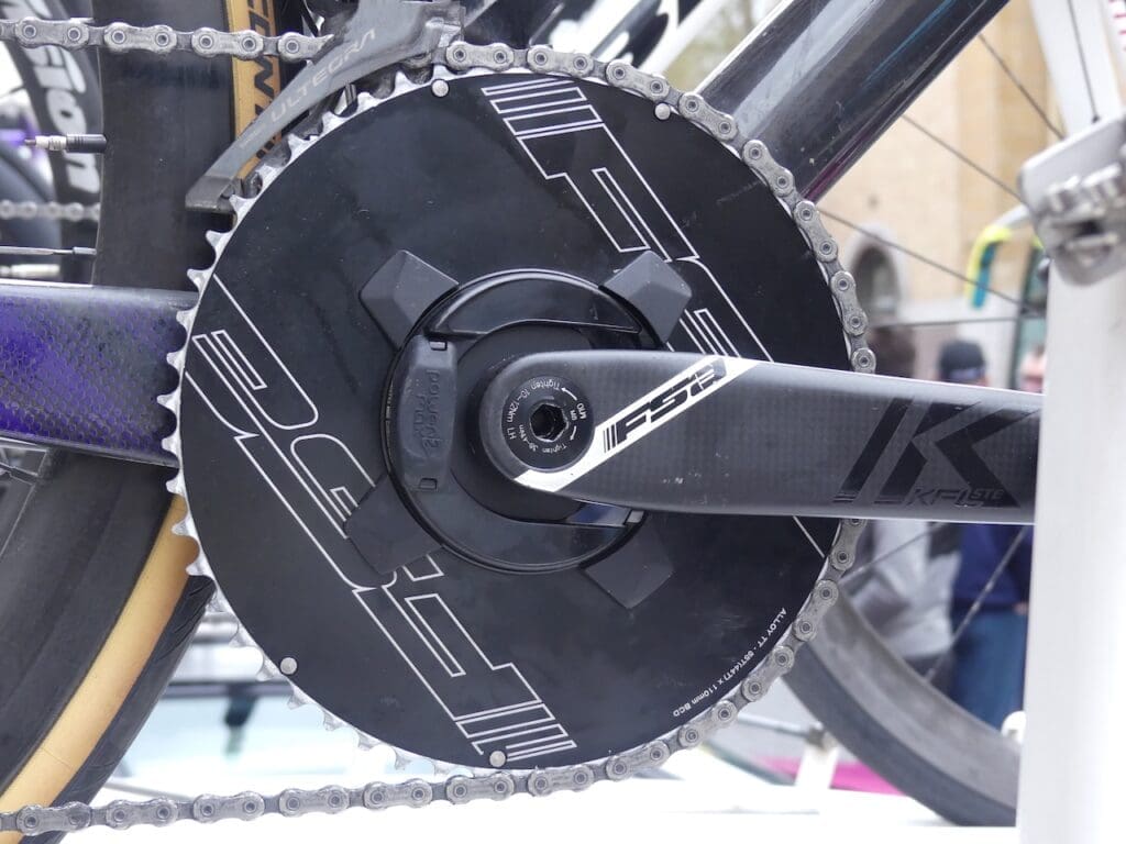 Le matériel et les vélos des pros vus l'Omloop Het Nieuwsblad 2026