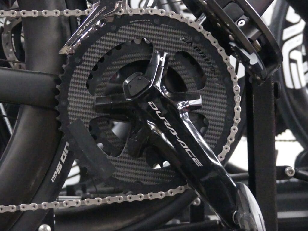 Le matériel et les vélos des pros vus l'Omloop Het Nieuwsblad 2026