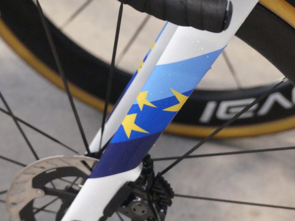 Le matériel et les vélos des pros vus l'Omloop Het Nieuwsblad 2026