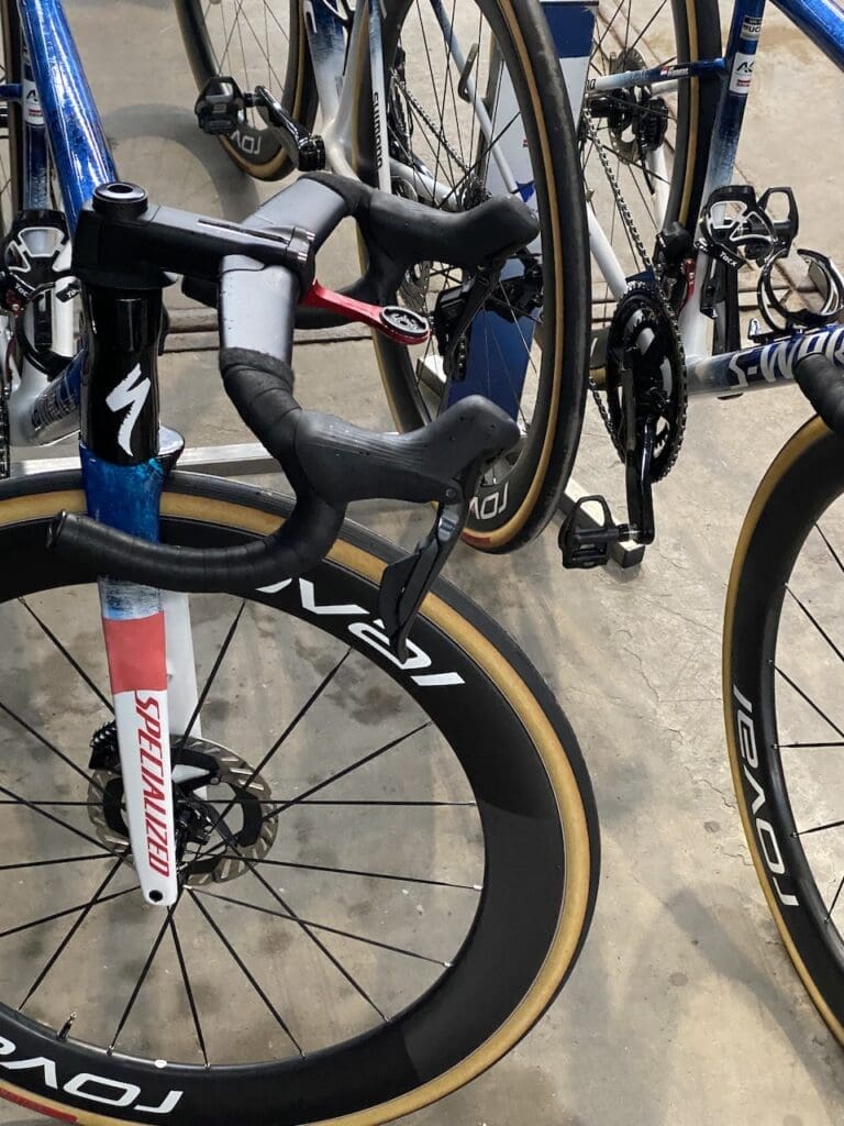 Les Specialized S-Works Tarmac SL8 de Soudal-Quick Step et AG Insurance-Soudal