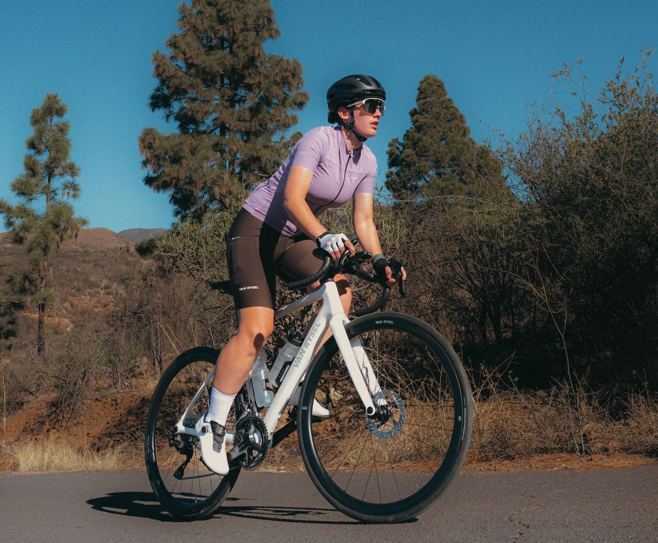 Vélo d'endurance Van Rysel EDR CF
