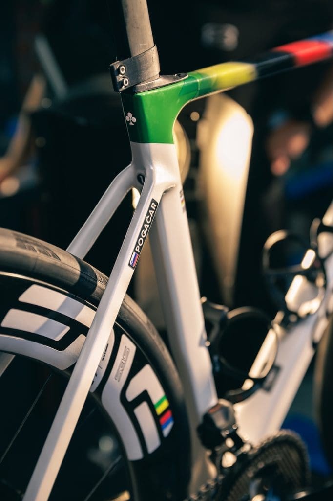 Le vélo Colnago V5Rs de Tajdej Pogačar utilisé sur les Ardennaises 2025 est aux enchères