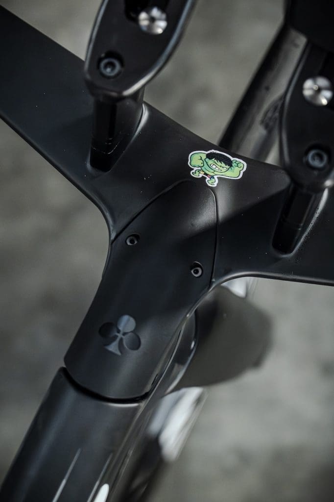 Nouveau de vélo de contre-la-montre Colnago TT2 de Tadej Pogačar