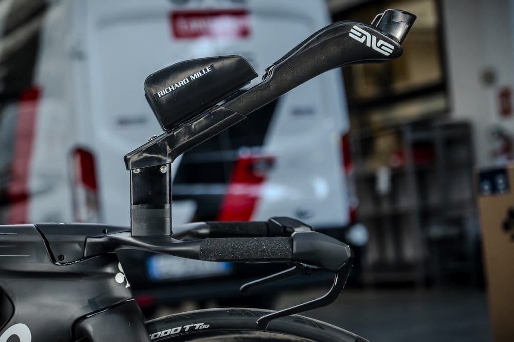 Nouveau de vélo de contre-la-montre Colnago TT2 de Tadej Pogačar