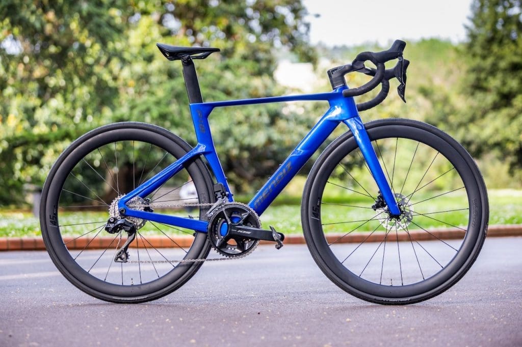 Vélos route Mendiz 2026