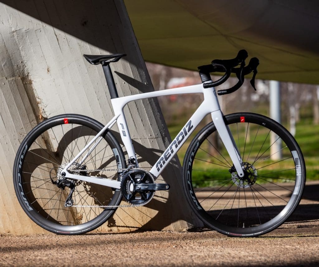 Vélos route Mendiz 2026