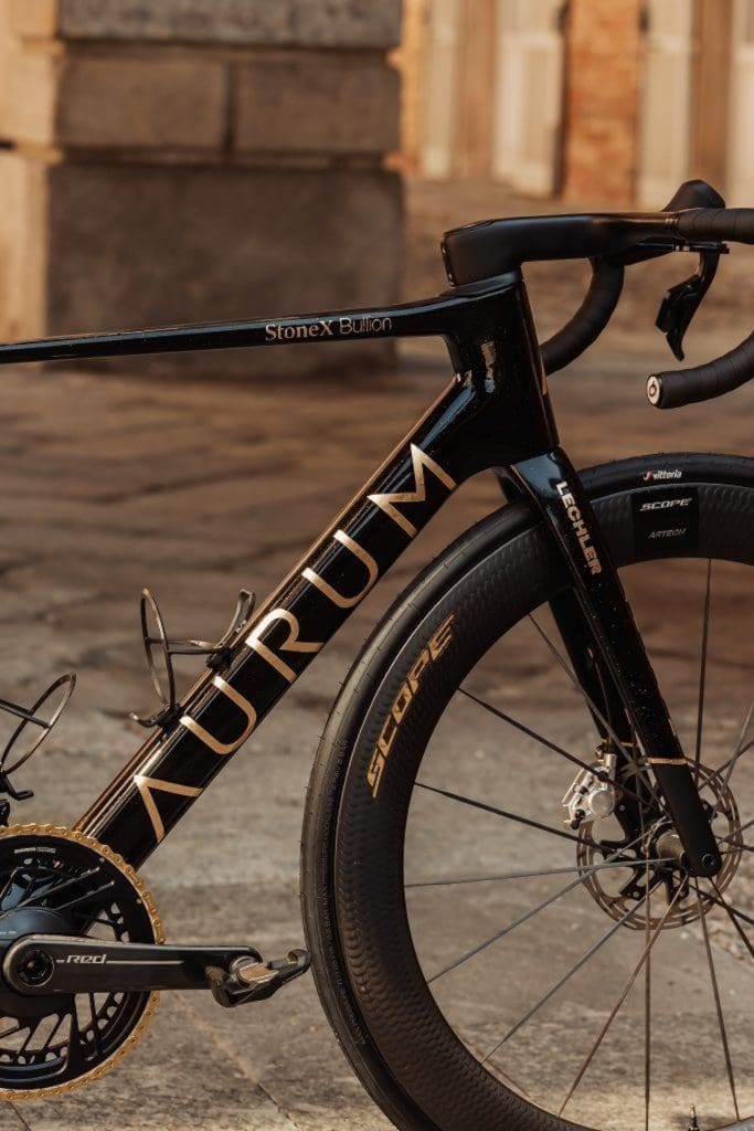 Vélo Aurum Magma AU109 de l'équipe Polti-Visit Malta pour le Giro 2026