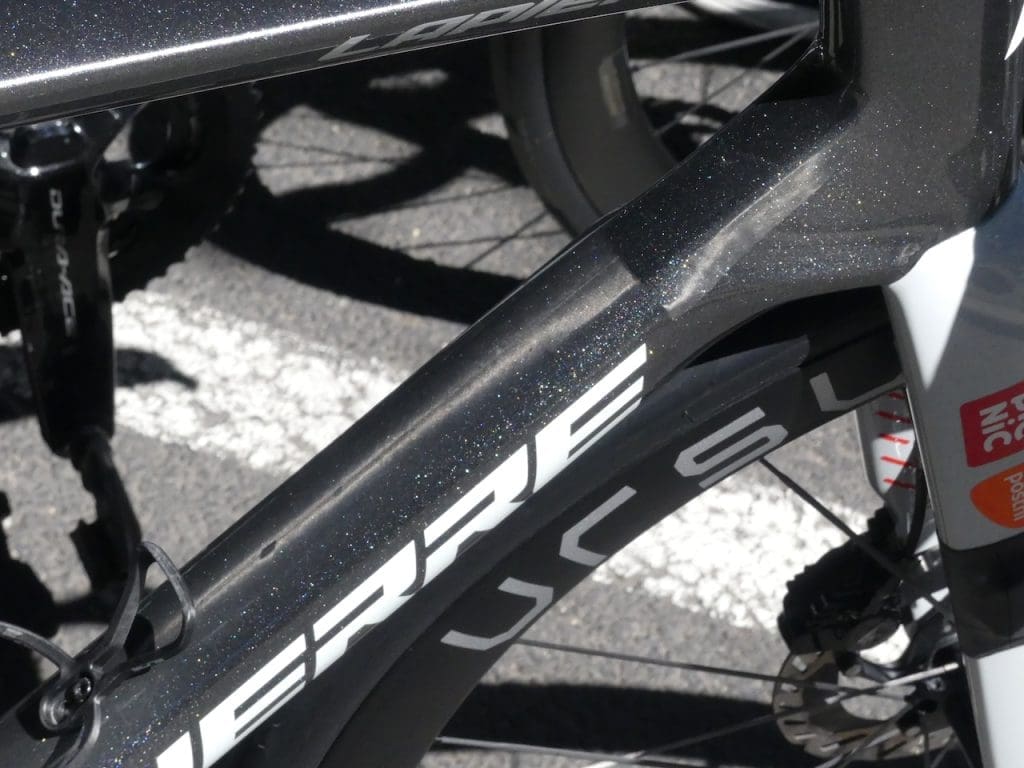 Le matériel et les vélos des pros sur le Tour Auvergne-Rhône-Alpes 2026