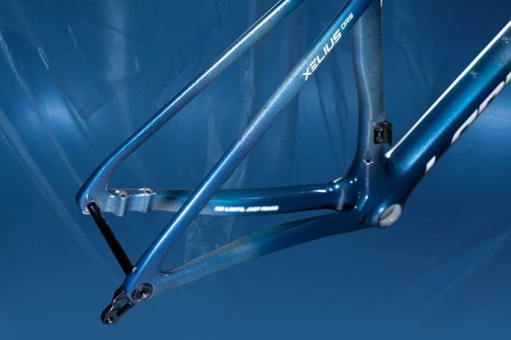 Vélo Lapierre Xelius DRS 80th Anniversary pour fêter les 80 ans des cycles Lapierre